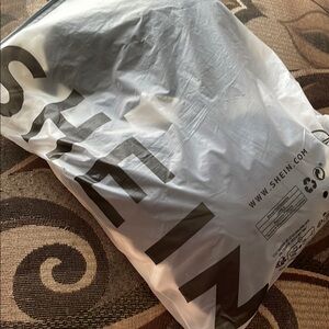 SHEIN White Shipping Package